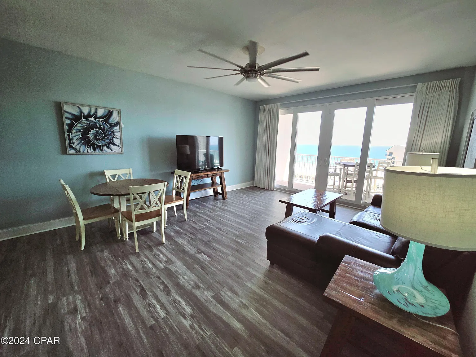 9860 S Thomas Dr — Photo 4