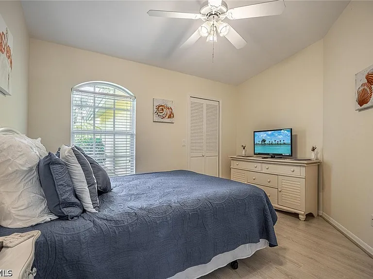 4123 SW 26th Pl — Photo 26