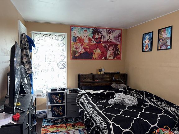 2nd image of 17195 Appoline St