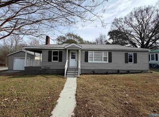 614 2nd St NE, Arab, AL 35016