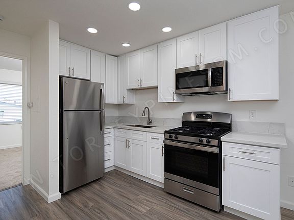2nd image of 4134 3rd Ave #9