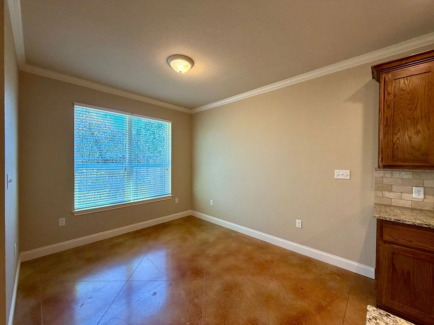 Savannah Court Luxury Townhomes — Photo 4