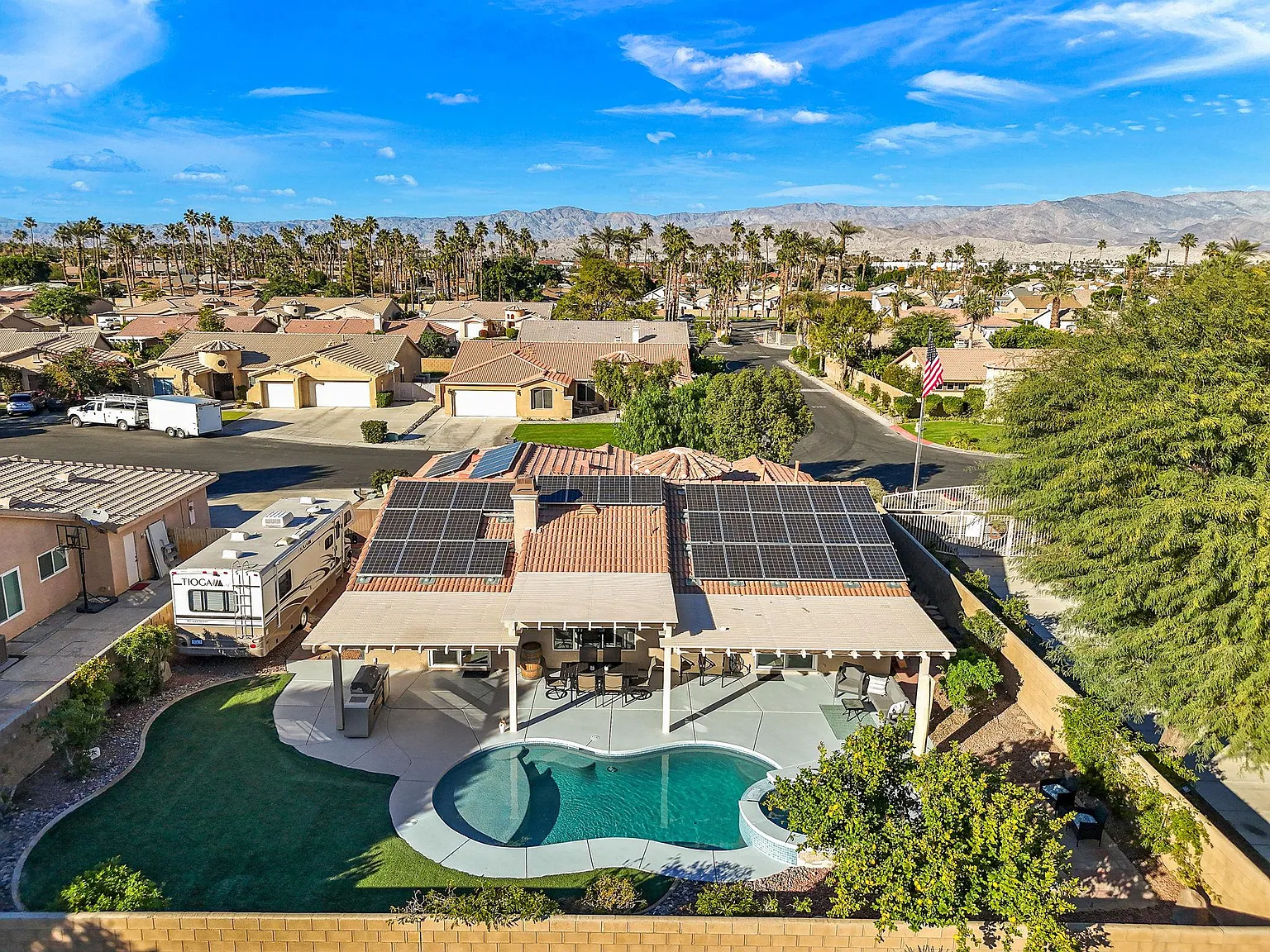 81107 Portola Cir — Photo 3