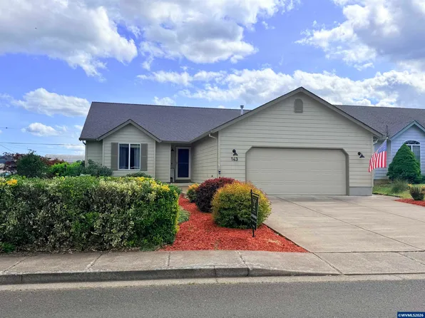 143 NW Elderberry Ln, Dallas, OR 97338
