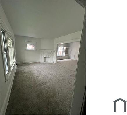 2nd image of 12006 Cromwell Ave