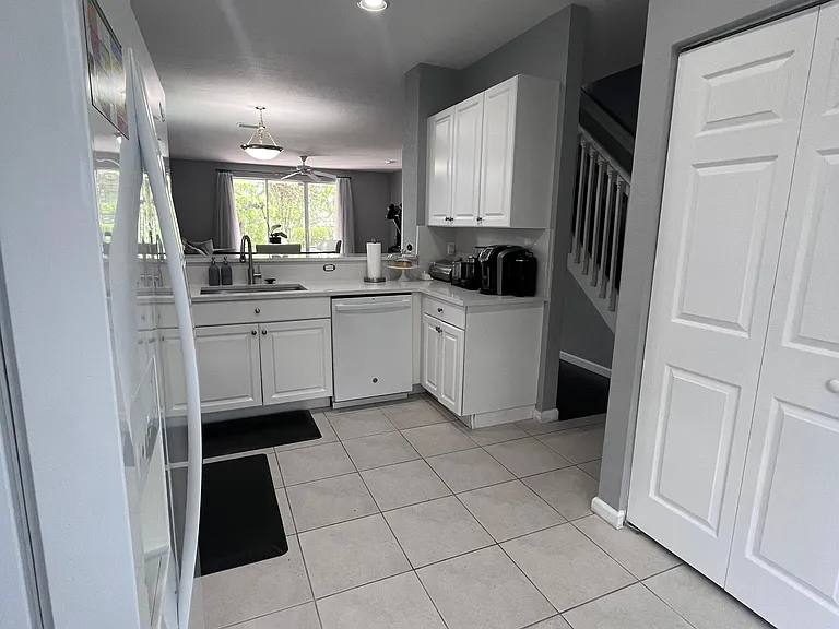 681 NW 42nd Ave — Photo 4