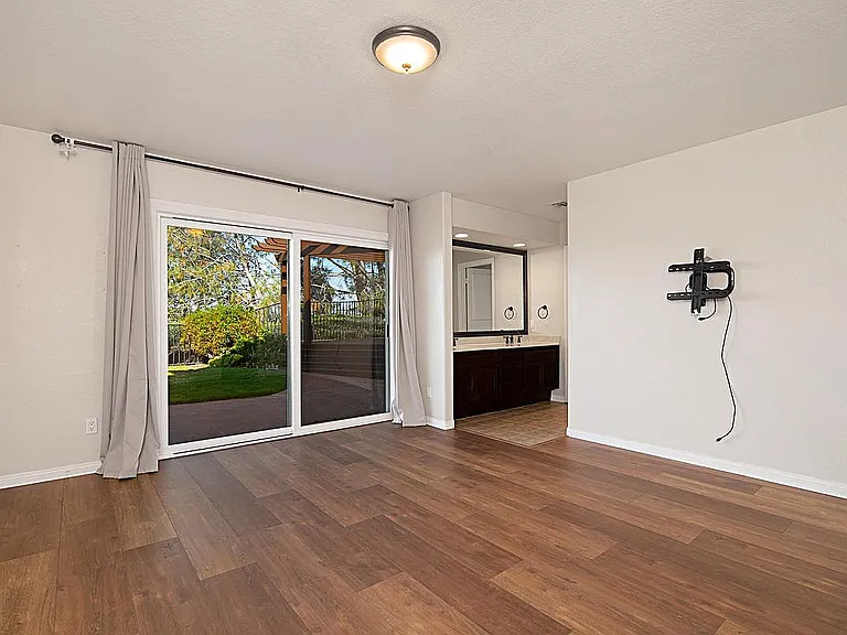 1808 Avenida La Posta — Photo 16