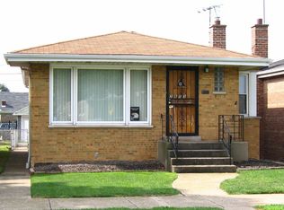 2853 E 97th St, Chicago, IL 60617