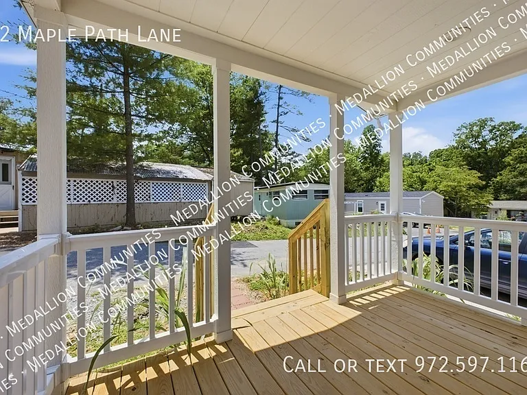 92 Maple Path Ln — Photo 3