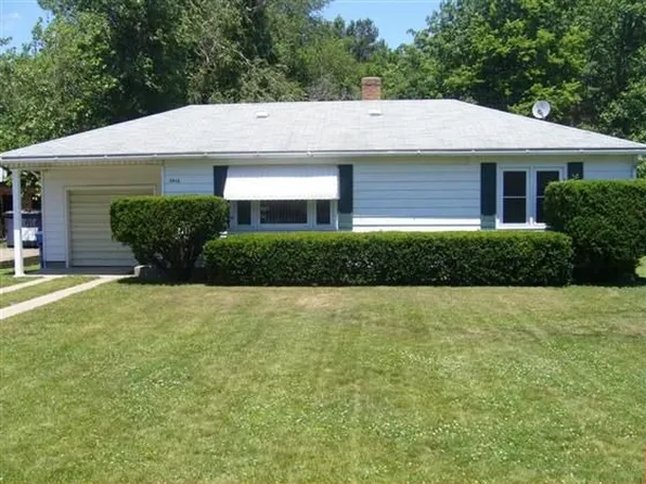 2616 Hulman St, Terre Haute, IN 47803