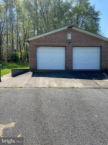 2nd image of 1701 Shirley Ave