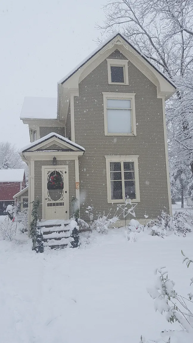 2S246 Harter Rd photo 1