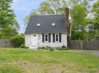 100 Kelley Rd, Hyannis, MA 02601