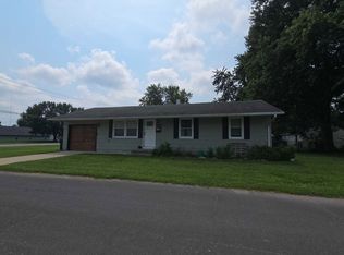 304 Shumate Ave, Moberly, MO 65270