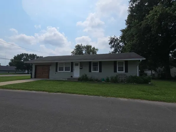 304 Shumate Ave, Moberly, MO 65270