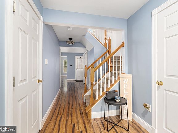 5th image of 29 N Savanna Dr