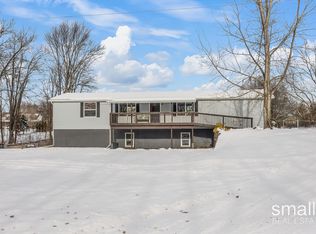 5393 Fifteen Mile Rd NE, Cedar Springs, MI 49319