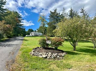 39 Knob Hill Rd, Peru, NY 12972