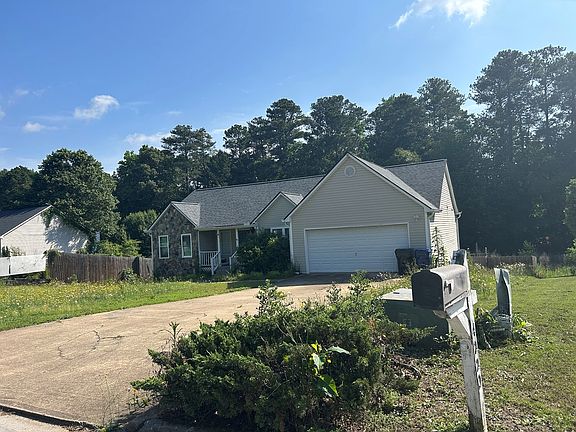 3rd image of 4210 Willow Springs Dr