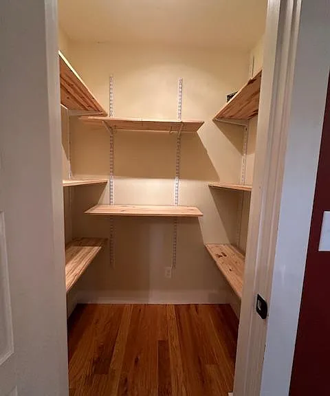 45 Florida Ave — Photo 25