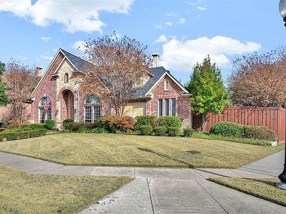 2nd image of 2600 Saratoga Dr