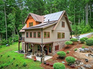 186 Fish Camp Dr, Nebo, NC 28761