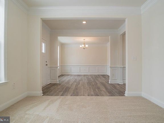 5th image of 201 Hollycrest Pl Lot 63