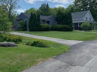 65 Park St, Camden, ME 04843