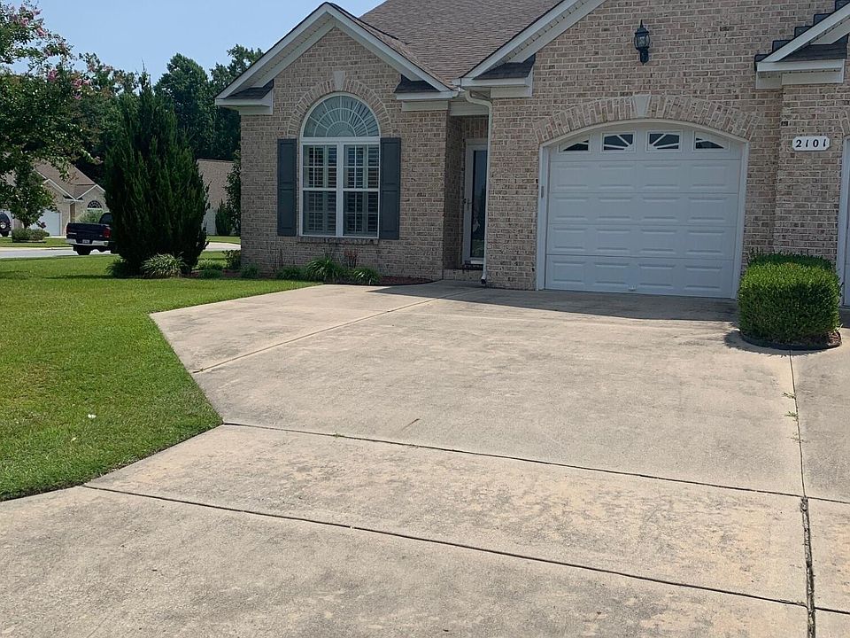 1st image of 2101 Dovedale Drive #A