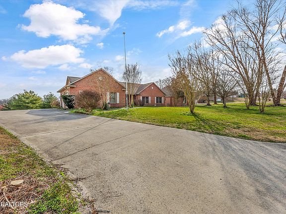 2nd image of 3934 Poplar Grove Rd