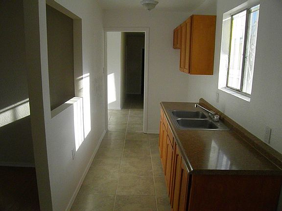 4th image of 200 W 111th Pl