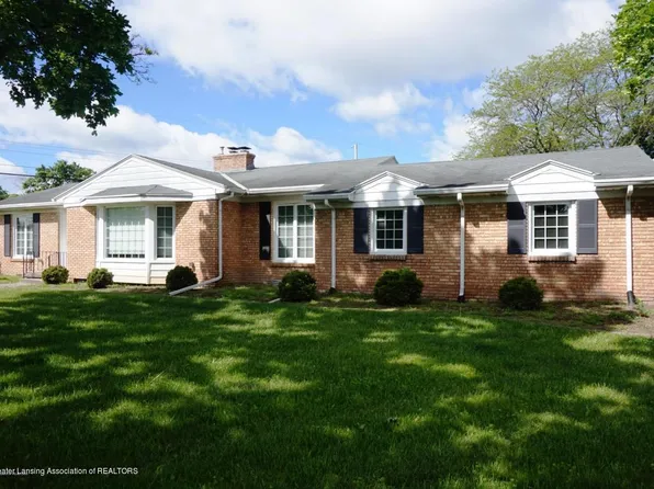 1419 Pepper Hill Dr, Lansing, MI 48917