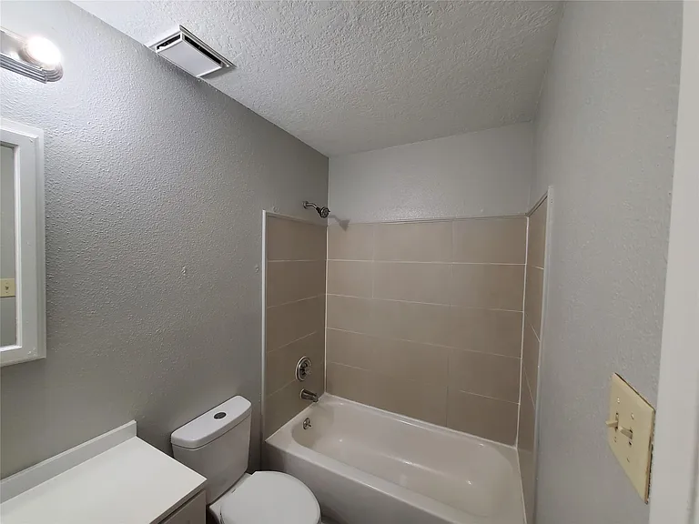3130 Forestbrook Dr — Photo 13