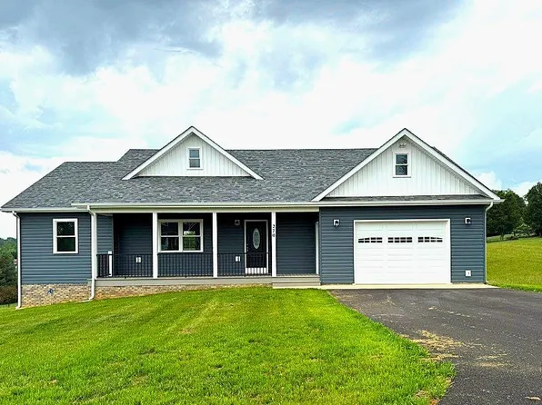 270 Richfield St, Rural Retreat, VA 24368