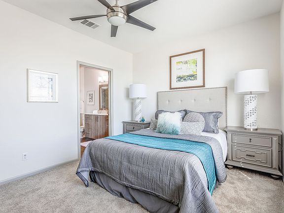 5th image of 9760 Rosemont Ave #3155154