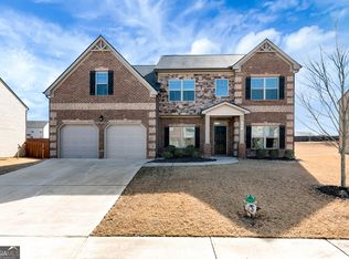 234 Loganview Dr, Loganville, GA 30052