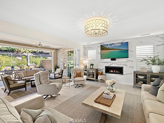 5th image of 2 Ventada St