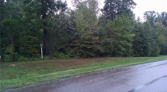 1st image of 15254 Isle Pines Dr