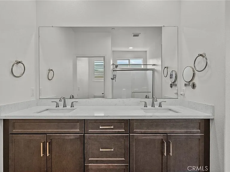 14610 W Isla Vista Dr — Photo 16