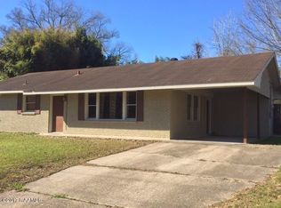 1904 Parkview Dr, Opelousas, LA 70570