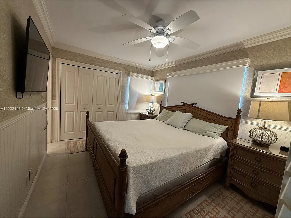 Building Photo - 1775 Harbourview Dr #5