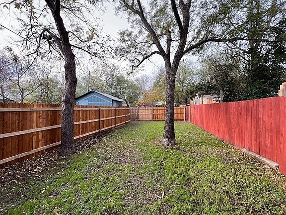 5th image of 3217 NW 29th St
