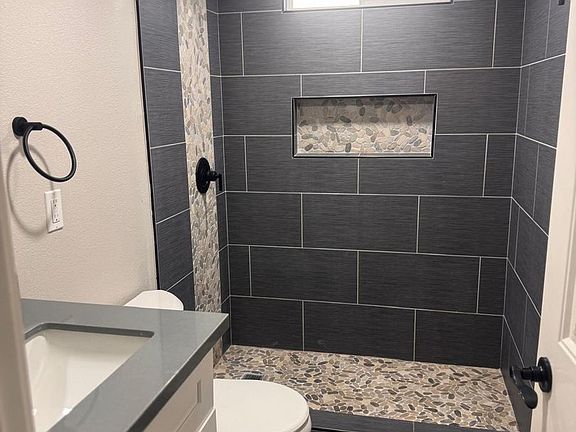 5th image of 3755 47th St #9