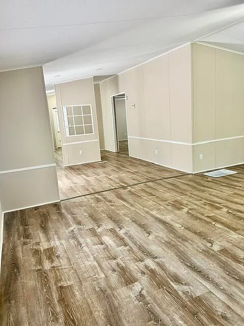 3 bed, 2.0 bath, 1680 sqft, $1,600 — Photo 3