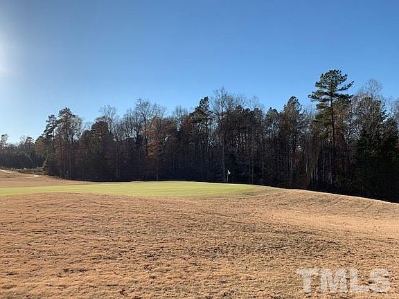 3rd image of 34 Sweet Meadow Ln