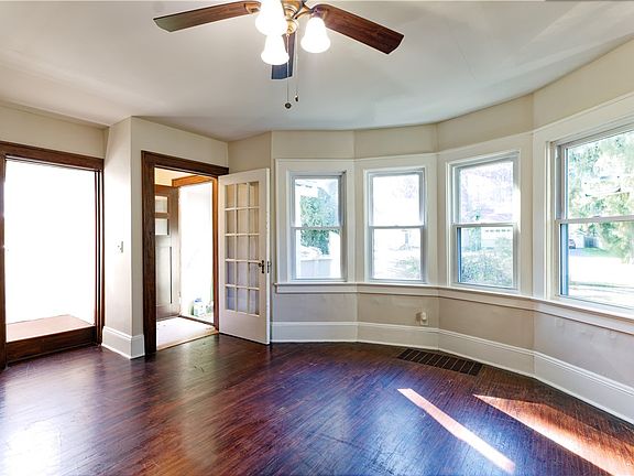 2nd image of 148 Seville Dr