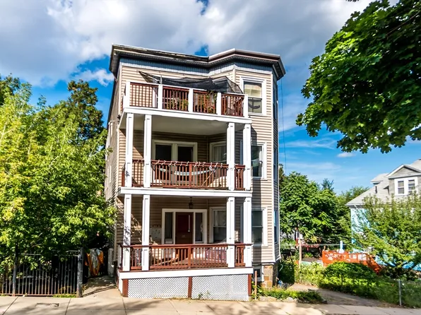 19 Sawyer Ave, Boston, MA 02125