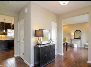 11418 Willow Branch Dr, Louisville, KY 40291