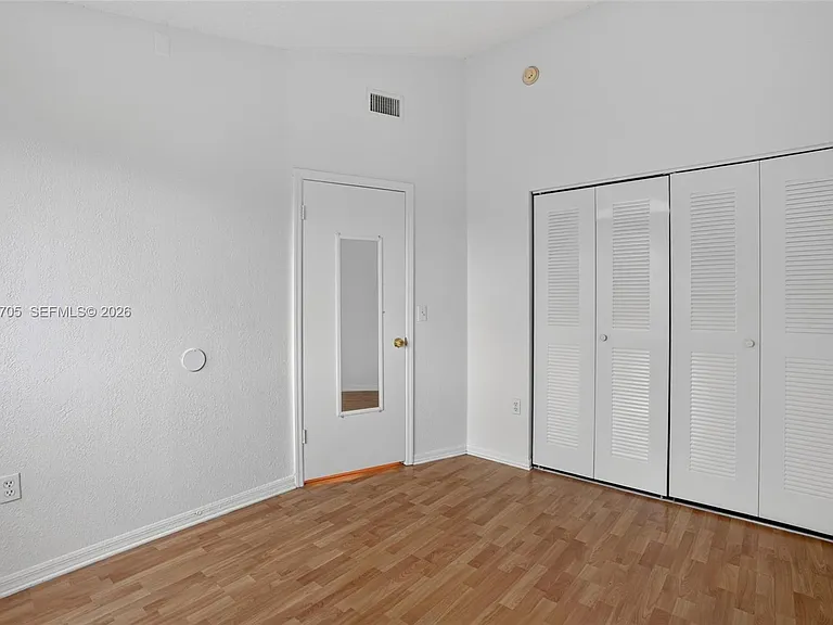 6225 Kendale Lakes Cir #253 — Photo 28
