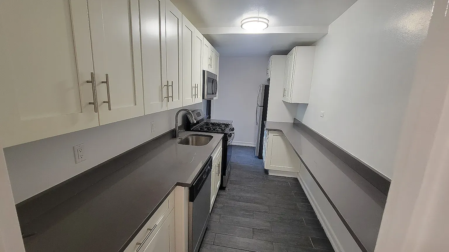 212-08 75th Avenue — Photo 3